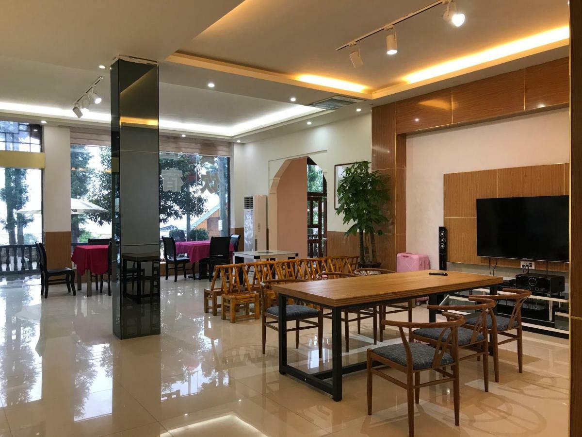 Enshi Grand Canyon Chunlun Farmstay Exterior photo