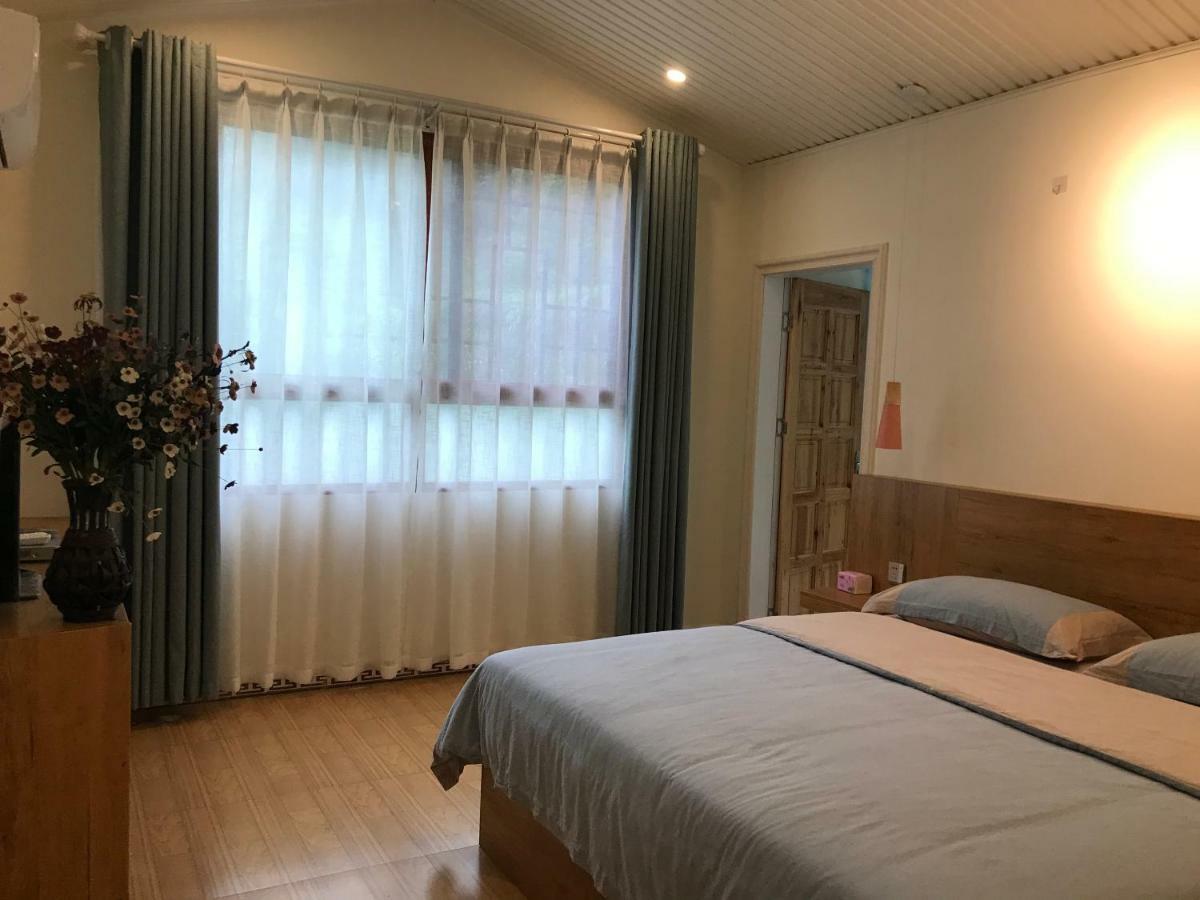 Enshi Grand Canyon Chunlun Farmstay Exterior photo